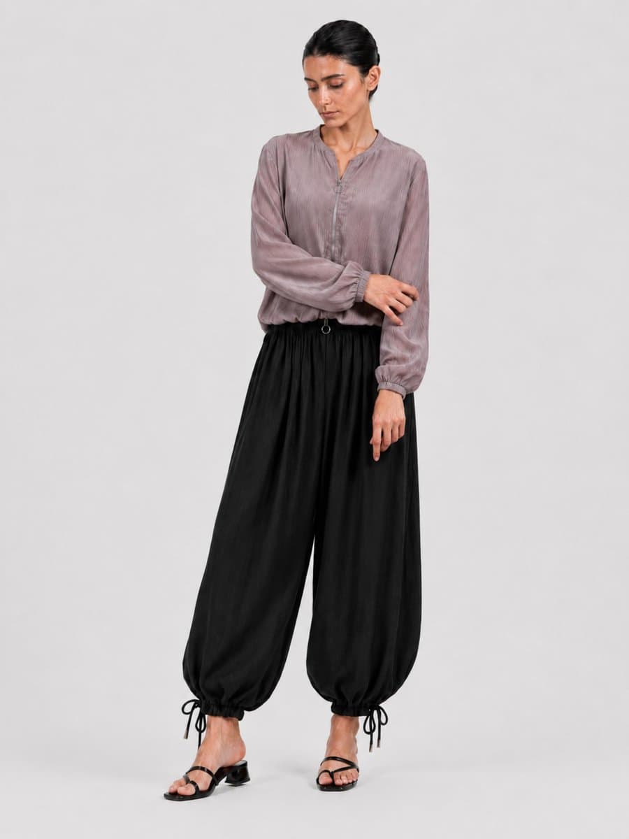 Nouriqa editorial womenswear look